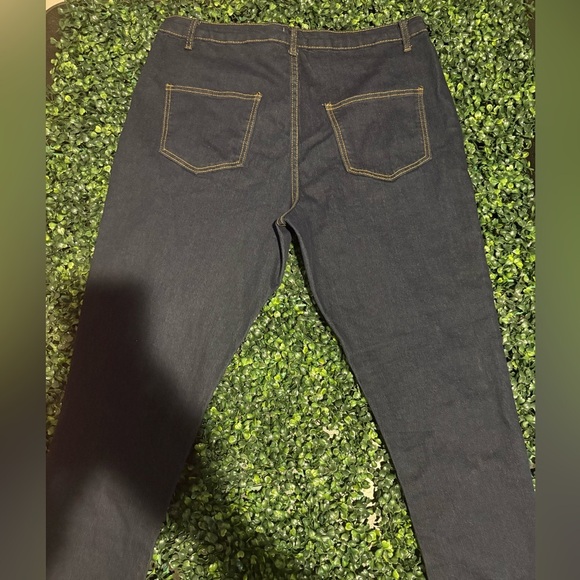 Boohoo - Picture 8 of 9